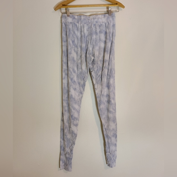 Latched Mama Cloud Joggers - Picture 3 of 6